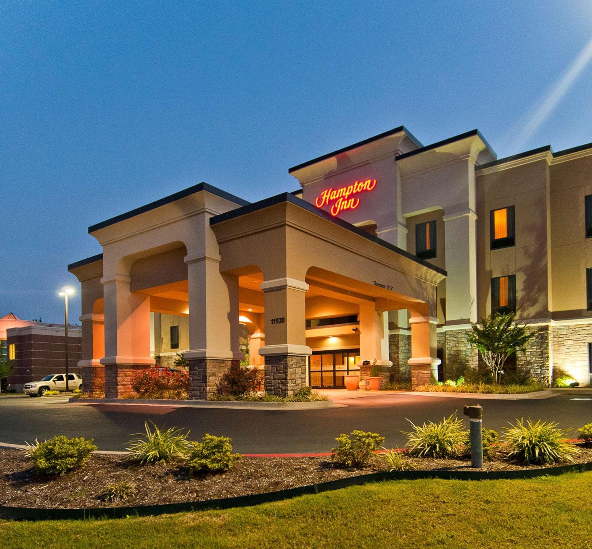 Hampton Inn Maumelle Exterior photo